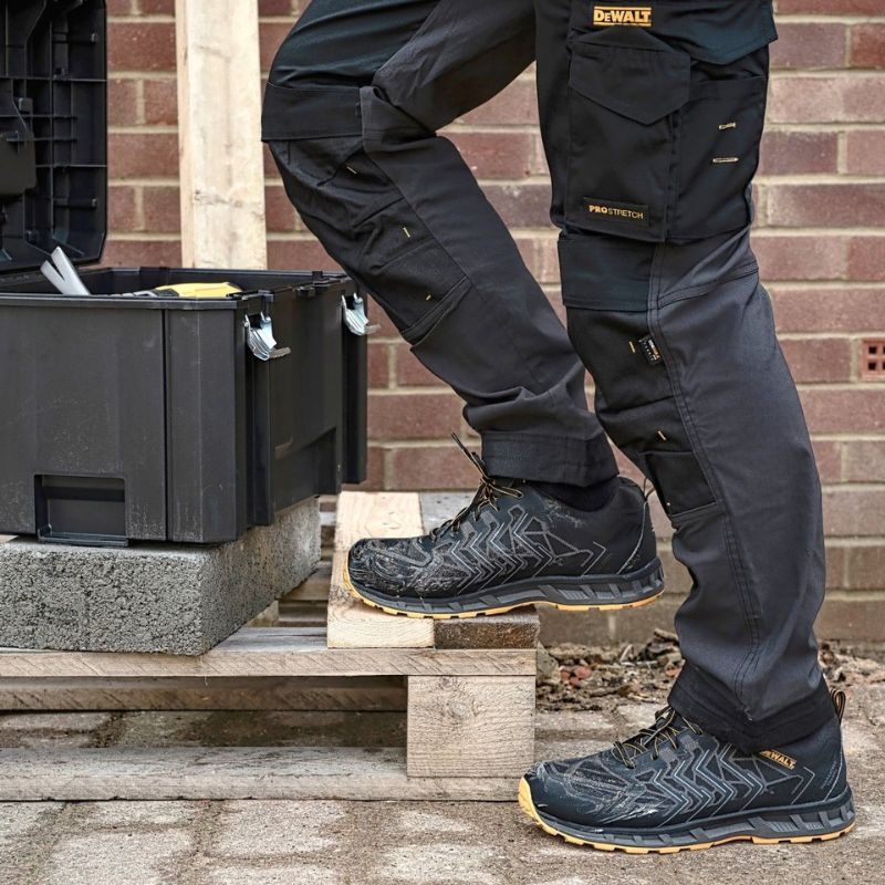 DeWalt FARGO Steel Toe Safety Trainers Workwear